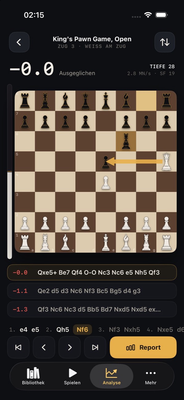 Analyse-Bildschirm von OnyxChess mit Bewertung, Pfeil und drei Varianten
